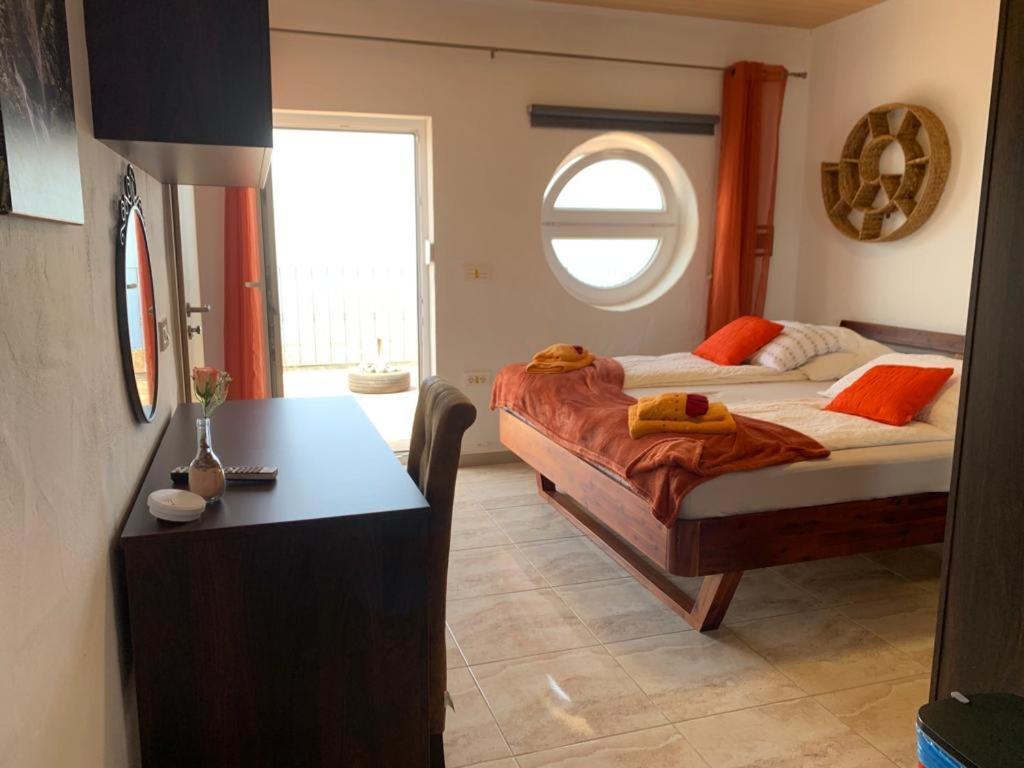 Hrlos Piratas - Ferien Haus La Palma - Good Wlan !! Tijarafe Bagian luar foto